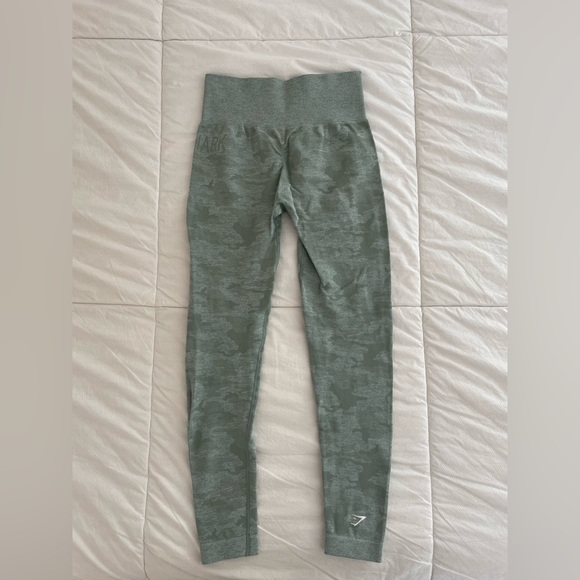 Gymshark Camo Seamless Leggings - Picture 3 of 3